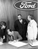 1970: Einweihung durch Henry Ford II