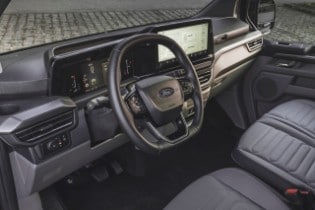 Ford_Tourneo_Custom_4