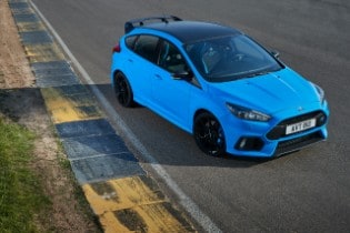 New Ford Focus RS Option Pack Delivers Even More Fun to D...