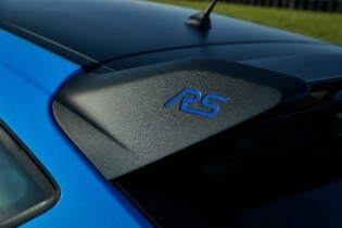 New Ford Focus RS Option Pack Delivers Even More Fun to D...