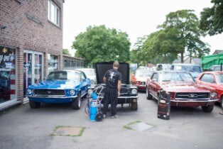 Second-Hand Car? Mustangs Destined for Scrapheap Get New ...