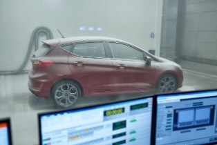 Snow in July or a Christmas Heat Wave? New Ford ‘Weather ... Snow in July or a Christmas Heat Wave? New Ford ‘Weather ...