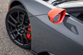 New 2019 Ford GT Carbon Series Attacks Tracks, and the Dr...