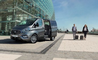 Transit Family Drive 2019: Tourneo Custom PHEV