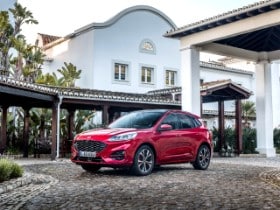 Kuga ST-Line X EcoBlue Hybrid