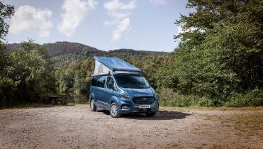 LOFT LIVING ON WHEELS; FORD TRANSIT NUGGET PLUS WITH TILT...