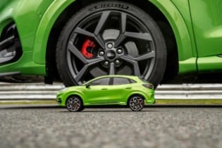 Ultimate Fun-to-Drive SUV in Extreme Agility Test: Ford P...