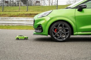 Ultimate Fun-to-Drive SUV in Extreme Agility Test: Ford P...