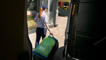 Ford and Hermes Explore the Future of Doorstep Deliveries 