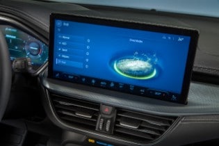 Ford Focus Redefined with Upgraded Connectivity, Energisi...