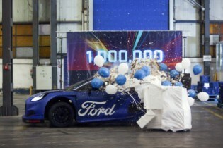 M-Sport Ford Puma Rally1 Leads the Charge to Celebrate Fo...