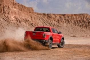 Next-Gen Ford Ranger Raptor Rewrites the Rulebook for Ult...