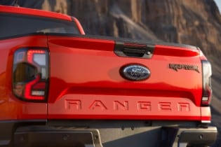 Next-Gen Ford Ranger Raptor Rewrites the Rulebook for Ult...