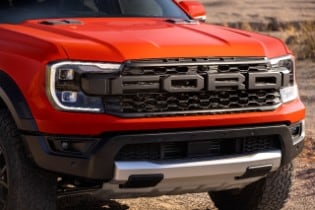 Next-Gen Ford Ranger Raptor Rewrites the Rulebook for Ult...