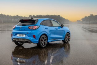 New Ford Puma ST Powershift Expands Performance Appeal wi...