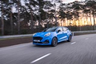 New Ford Puma ST Powershift Expands Performance Appeal wi...