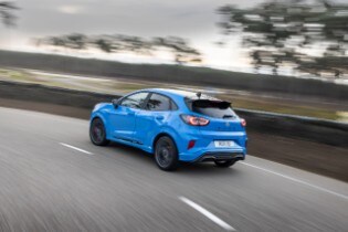 New Ford Puma ST Powershift Expands Performance Appeal wi...