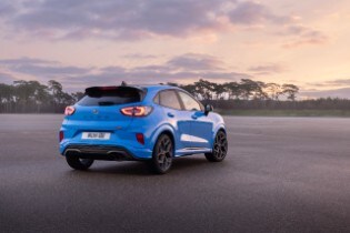 New Ford Puma ST Powershift Expands Performance Appeal wi...
