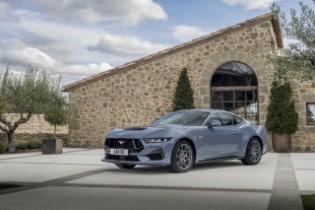 New Ford Mustang: a US Icon Reborn for a Connected World 