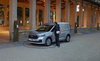 Ford Pro Reveals All-New Transit Connect with PHEV Power 