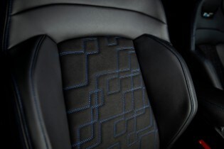 Ranger MS-RT - unique seat bolsters with Eco-Leather and ...