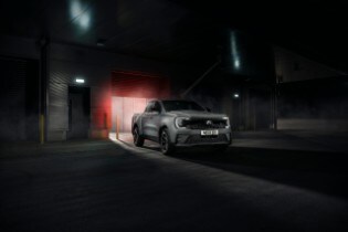 Ranger MS-RT - Conquer Grey - exterior at night
