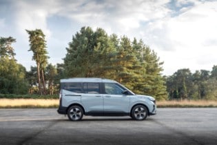 Stylish, Spacious E-Tourneo Courier Expands Ford’s Electr...