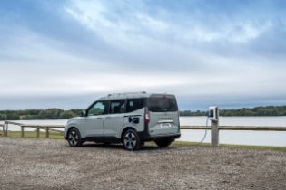 Stylish, Spacious E-Tourneo Courier Expands Ford’s Electr...