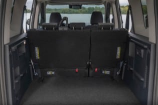 Stylish, Spacious E-Tourneo Courier Expands Ford’s Electr...