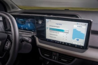 Stylish, Spacious E-Tourneo Courier Expands Ford’s Electr...
