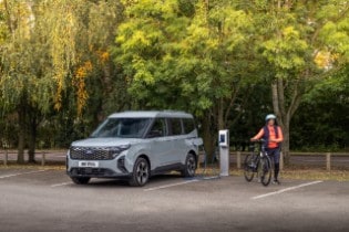 Stylish, Spacious E-Tourneo Courier Expands Ford’s Electr...