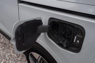 Stylish, Spacious E-Tourneo Courier Expands Ford’s Electr...