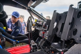 Nani Roma y el Ford Ranger, a punto para el Dakar