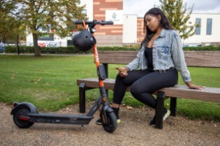 Free e-scooter rides for NHS workers as Spin e-scooter sh...