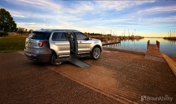 BraunAbility MXV -- a Ford Explorer Conversion -- Is World's First