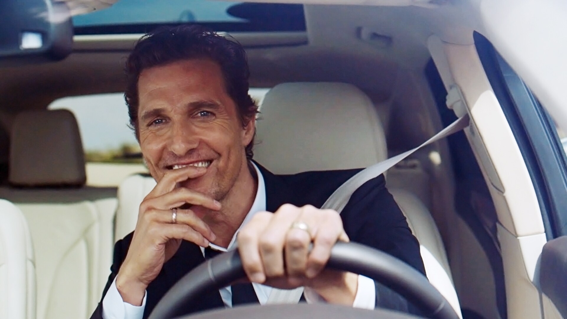 FARK.com: (12572486) Matthew McConaughey claims it would be arrogant