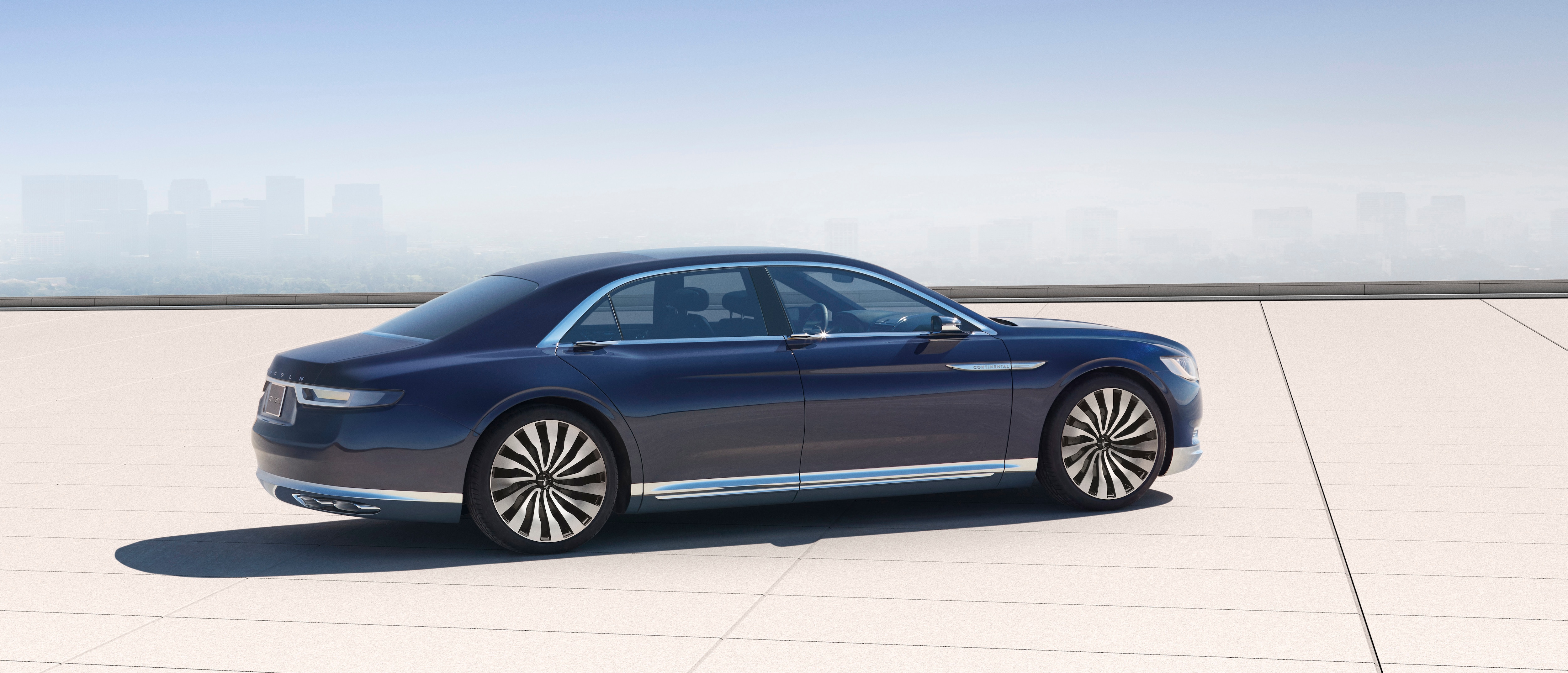 Introducing The 2016 Lincoln Continental Concept Road Test Org   LincolnContinentalConcept 03 Rear 