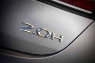 2017 Lincoln MKZ Hybrid badge