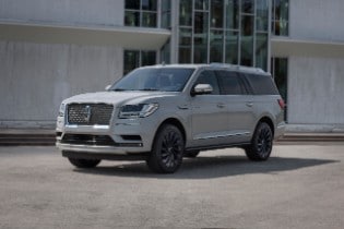 2020 Lincoln Navigator Reserve with Monochromatic Package