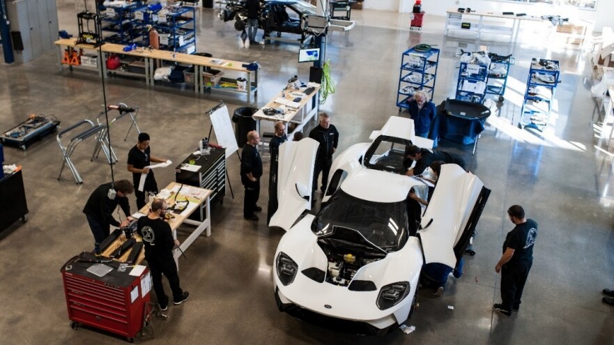 Auslieferung des Ford GT-Supersportwagens beginnt pünktlich zur Weihnachtszeit