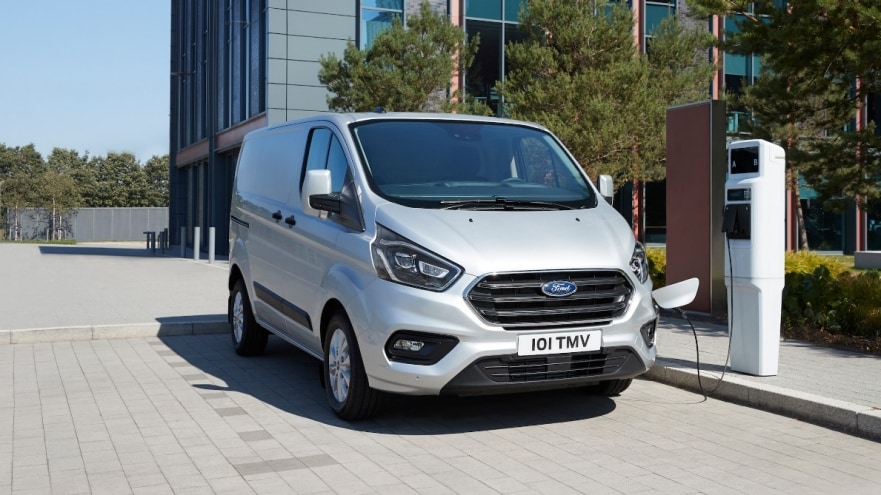 Ford präsentiert digital vernetzte Dienstleistungen und Services für sein elektrifiziertes Nutzfahrzeug-Angebot