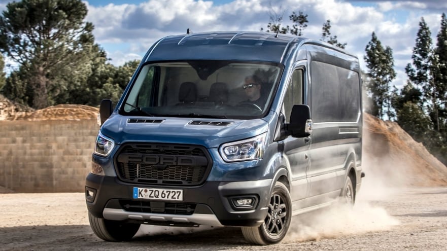 Hart im Nehmen, schick zum Ansehen: Die neuen Transit- und Custom-Ausstattungslinien Trail und Active