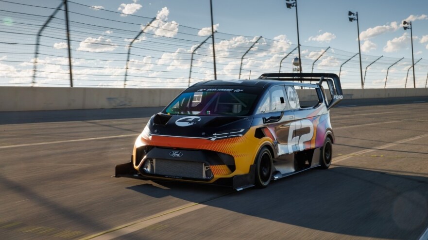 La Ford SuperVan 4.2 correrá hacia las nubes en la 101ª edición de la Pikes Peak International Hill Climb con una potencia eléctrica y una aerodinámica afinadas