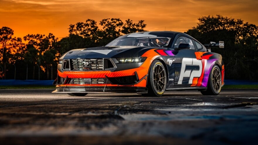 Ford presenta el nuevo Mustang GT4 en Spa, con lo que cumple su promesa de ofrecer un Mustang para los pilotos de todo el mundo 