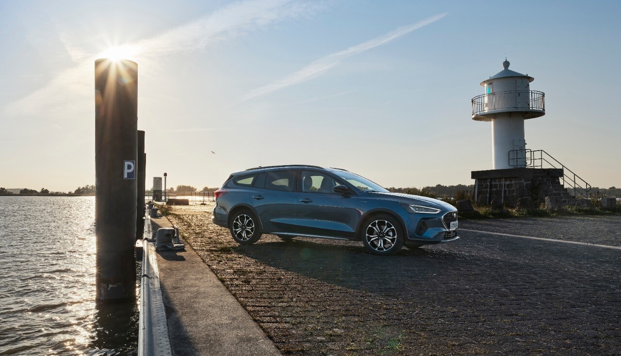 Ford Focus Redefined with Upgraded Connectivity, Energising Electrified Powertrains and Expressive Style