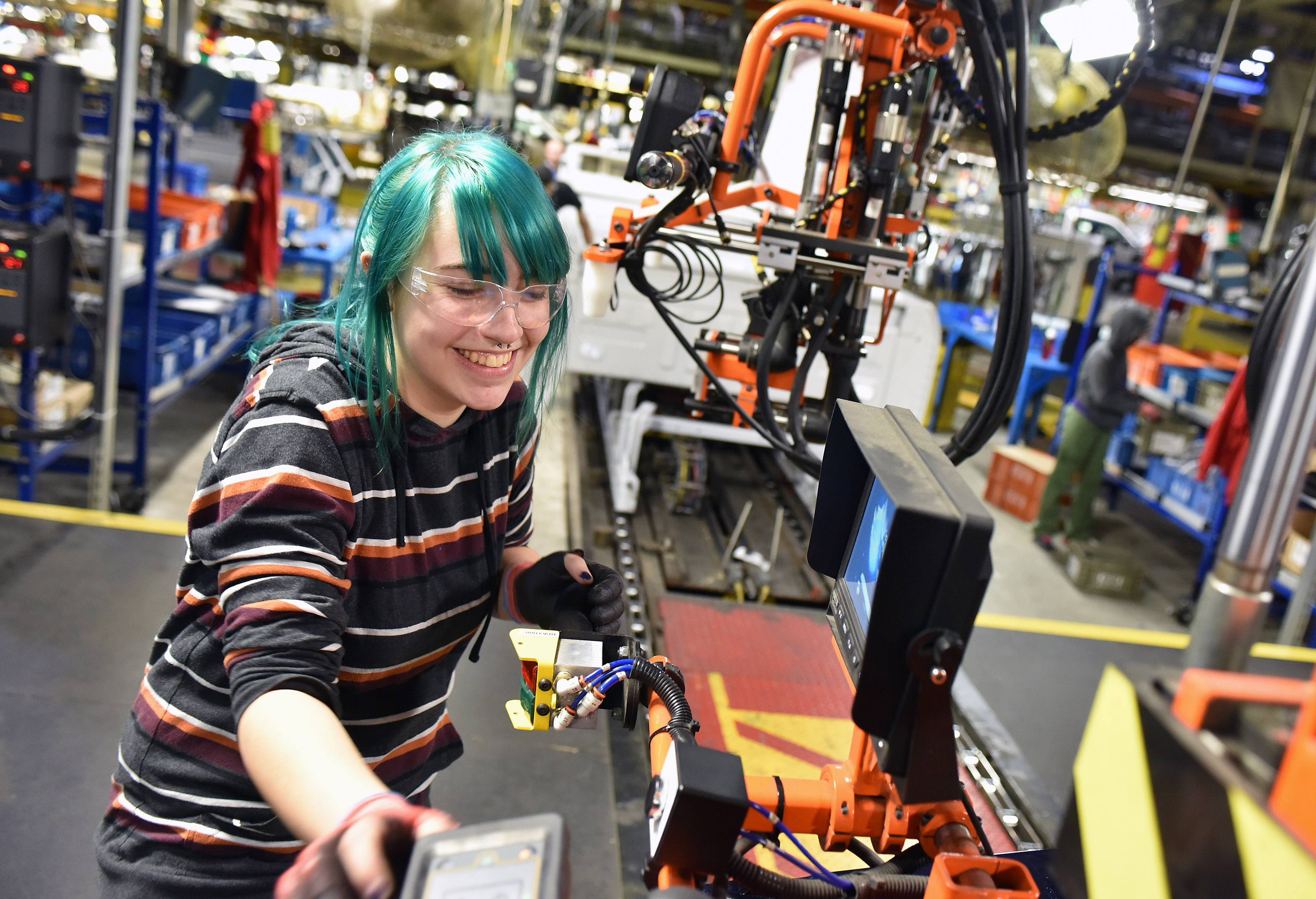 Kansas City Assembly Plant Comes on Line as Second U.S. Factory Building  All-New Ford F-150