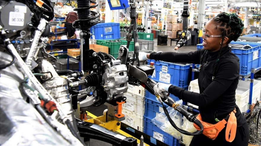 Ford’s Chicago Plants Transformed: New Vehicle Production Begins Following $1 Billion Investment and Addition of 500 Jobs