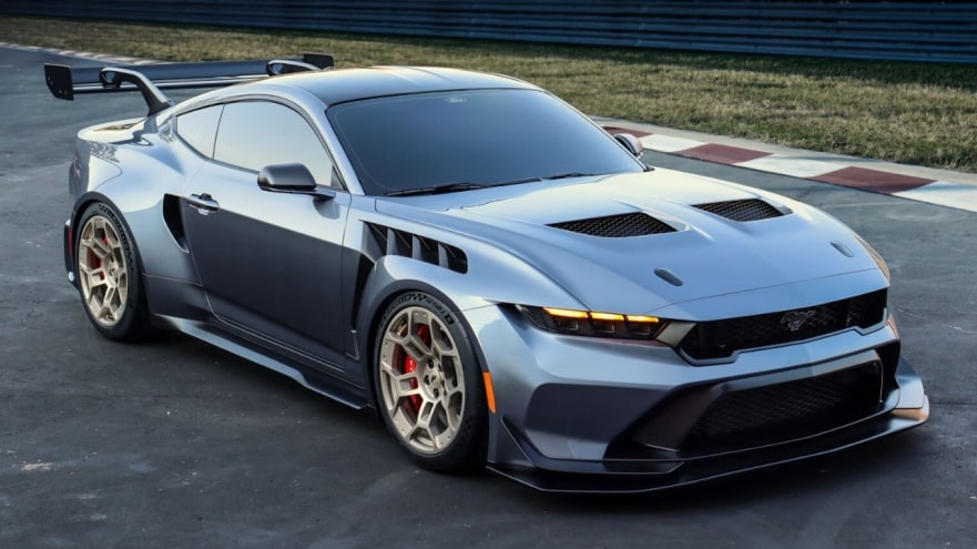 Ford Formally Unveils Mustang GT3 at Le Mans as Classic Circuit