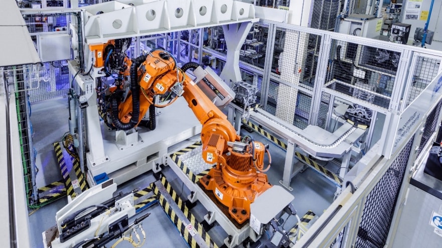 NOVO MOTOR 1.5 Ti-VCT FLEX DE TRÊS CILINDROS E TRANSMISSÃO MX65: ALTA TECNOLOGIA E INDÚSTRIA 4.0 