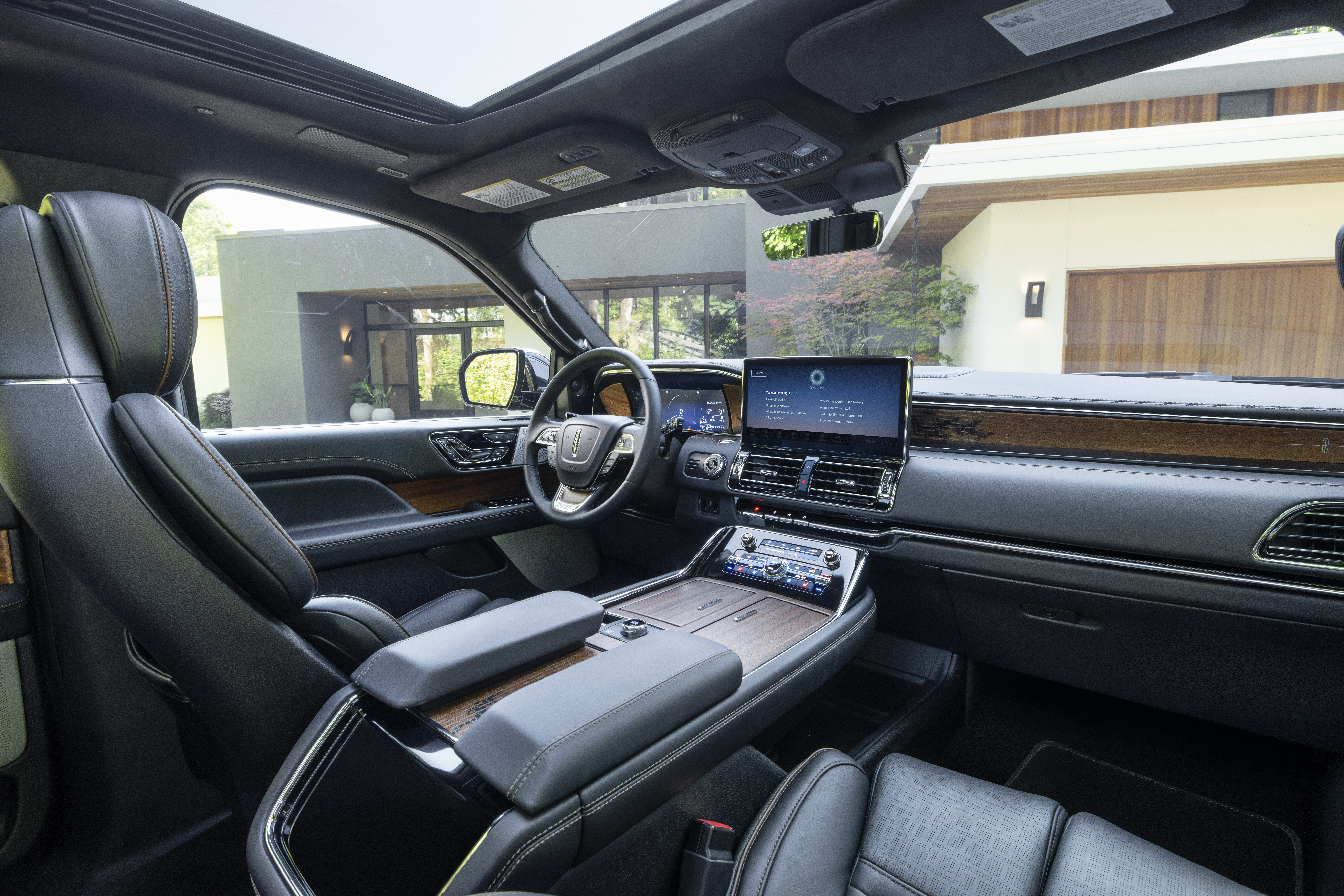 2022 Lincoln Navigator Black Label Invitation interior ...